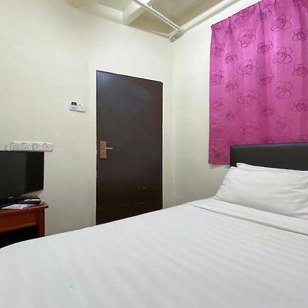 Spot On 89673 Good Friend Hotel George Town Dış mekan fotoğraf