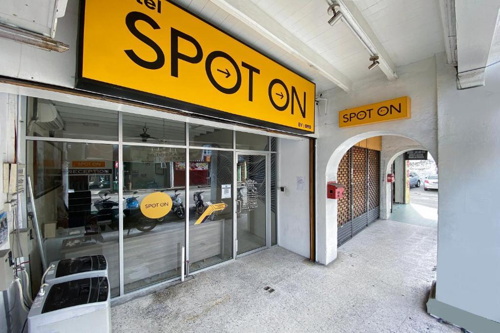 Spot On 89673 Good Friend Hotel George Town Dış mekan fotoğraf